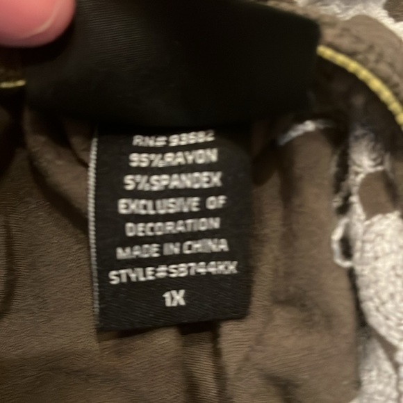 Anthropologie Liv Los Angeles Women’s Size 1X Top - Picture 5 of 5